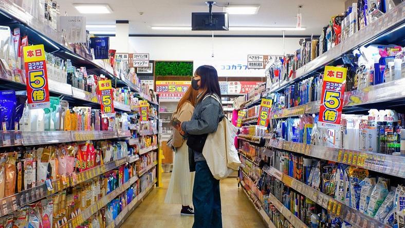 日本药妆店是怎么赚钱的?